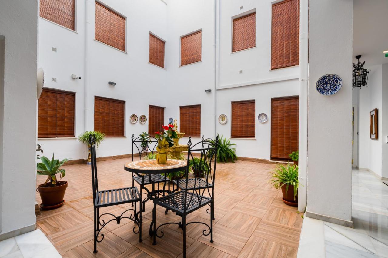 Apartamentos Cruz De San Andres Sevilla Buitenkant foto