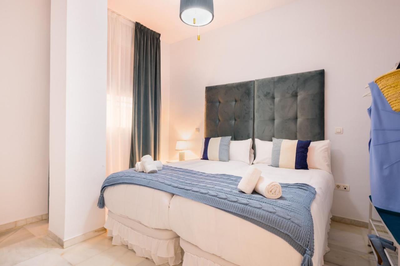 Apartamentos Cruz De San Andres Sevilla Buitenkant foto