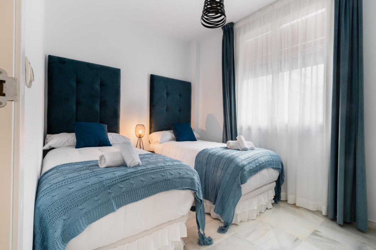 Apartamentos Cruz De San Andres Sevilla Buitenkant foto