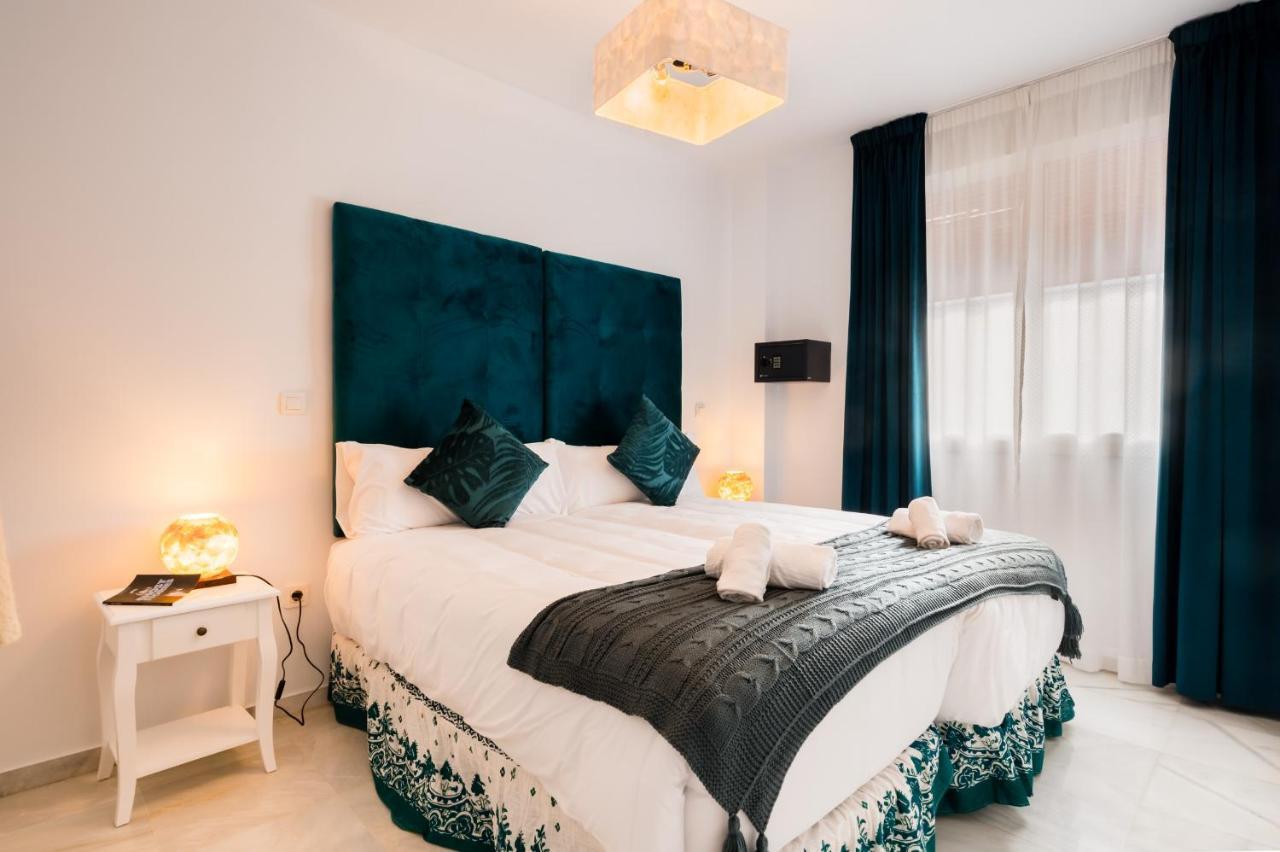 Apartamentos Cruz De San Andres Sevilla Buitenkant foto